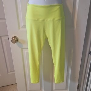 ZYIA Active Neon Yellow 3/4 Capris - Size 12